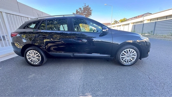 RENAULT Megane 2011 — imagine 7