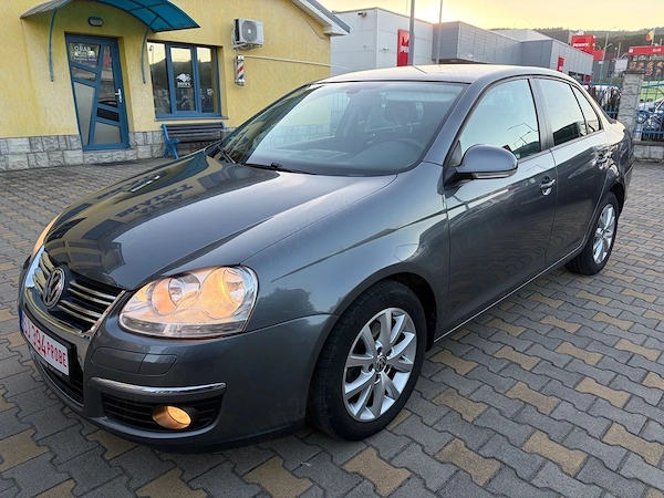 VOLKSWAGEN Jetta 2010 — imagine 2