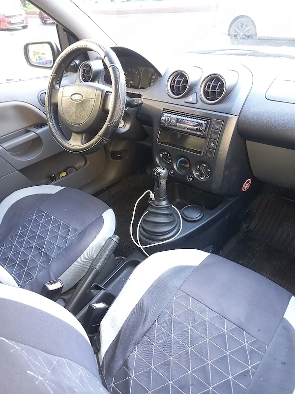 FORD Fiesta 2004 — imagine 5