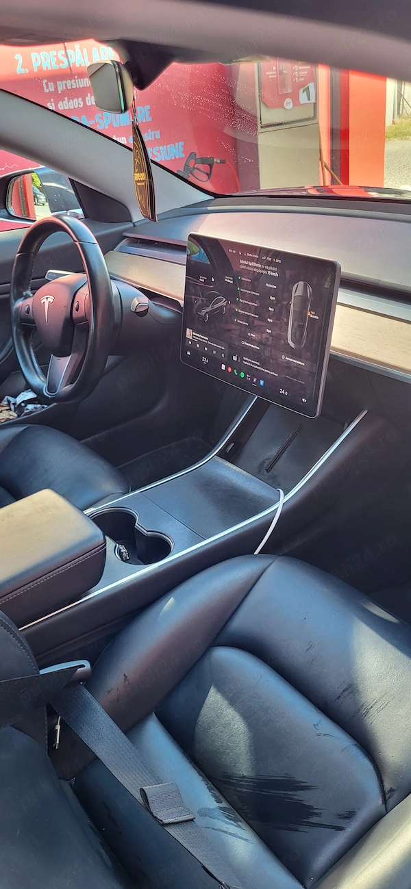 TESLA Model 3 2019 — imagine 4