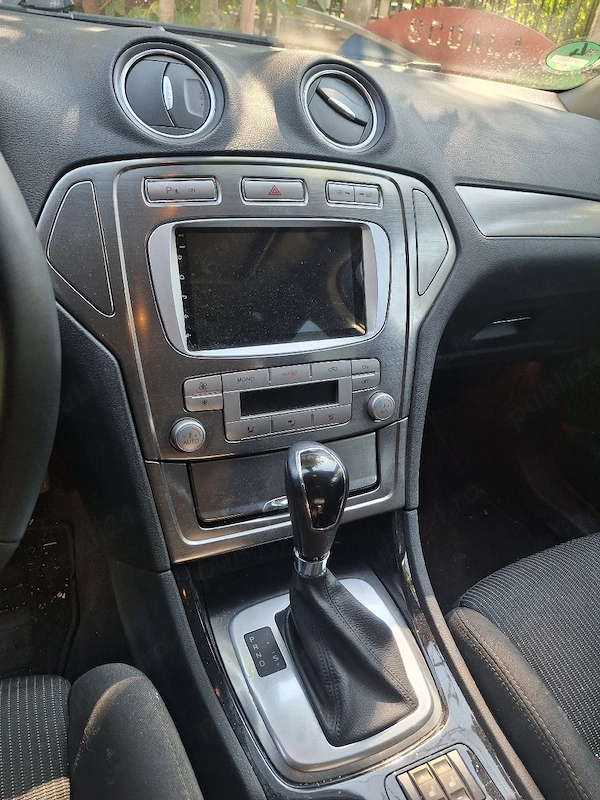 FORD Mondeo 2010 — imagine 2