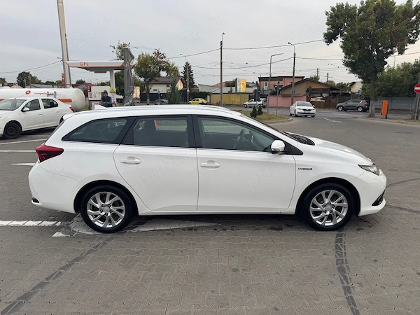 TOYOTA Auris 2015 — imagine 6