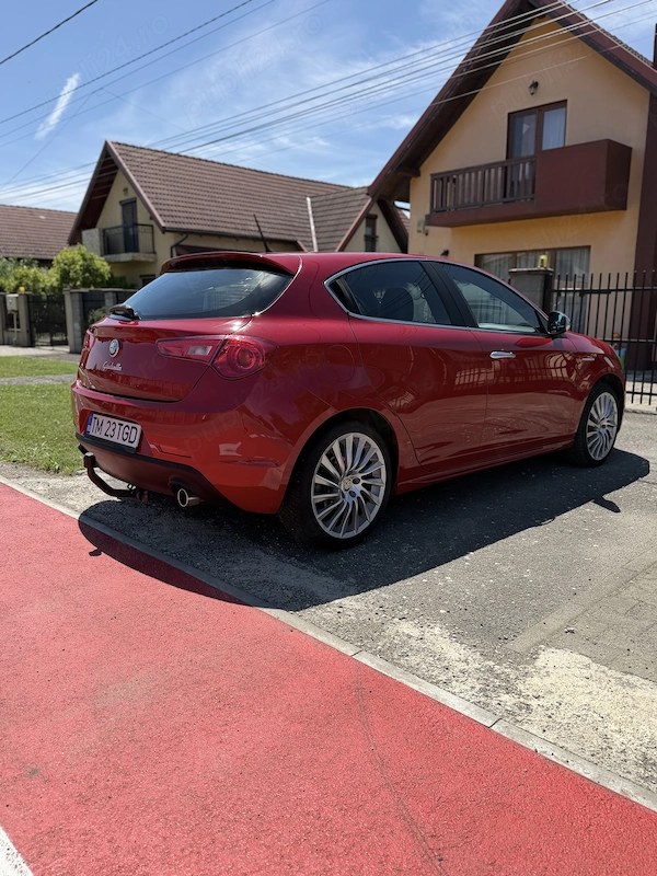 ALFA ROMEO Giulietta 2011 — imagine 4
