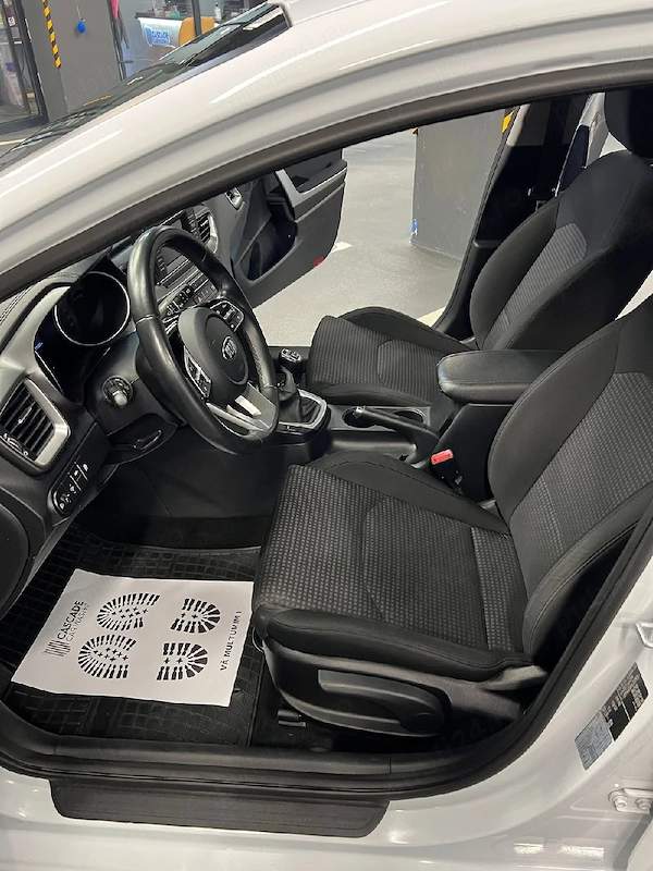 KIA Ceed 2019 — imagine 5