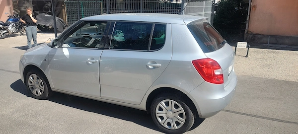SKODA Fabia 2009 — imagine 2