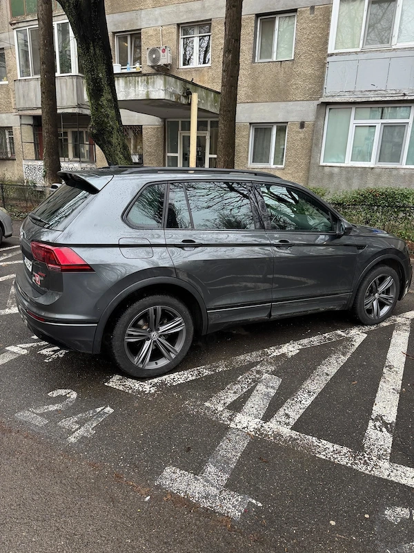 VOLKSWAGEN Tiguan 2019 — imagine 3