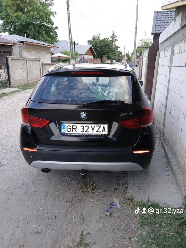 BMW iX1 2010 — imagine 5