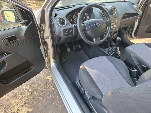 FORD Fiesta 2006 — imagine 6