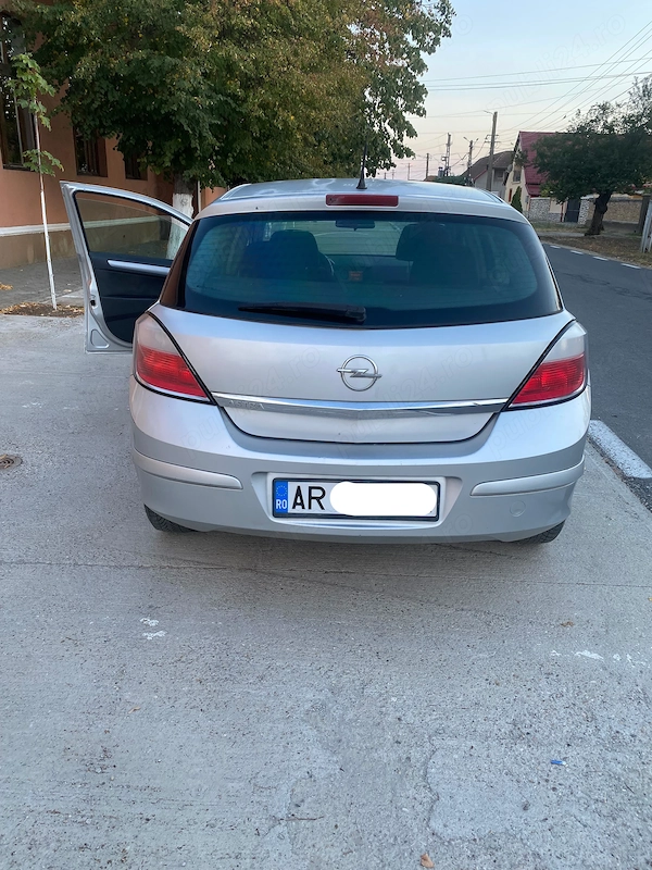 OPEL Astra 2005 — imagine 4