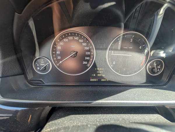 BMW 5 Series 2011 — imagine 7