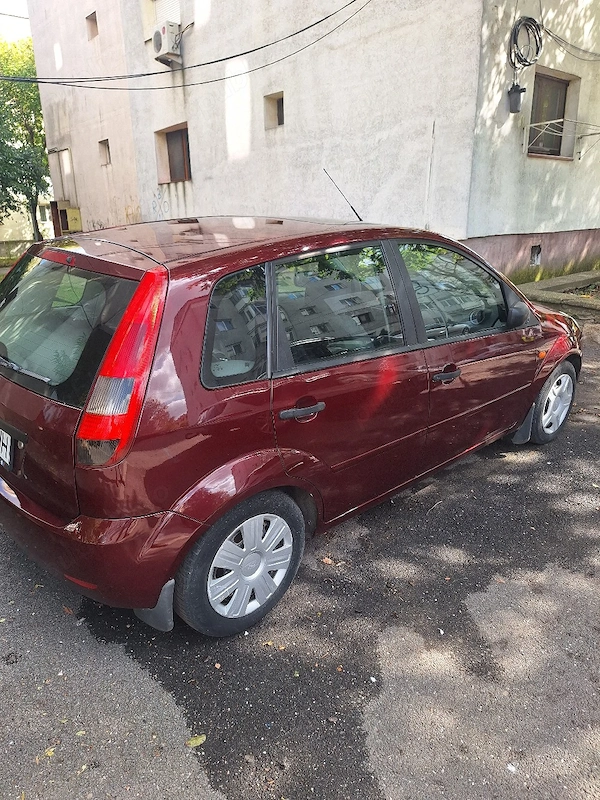 FORD Fiesta 2003 — imagine 2