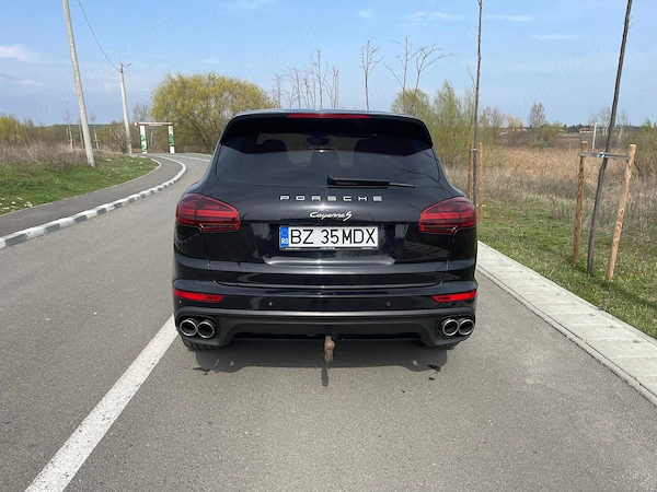 PORSCHE Cayenne 2015 — imagine 3
