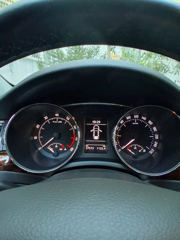 SKODA Superb 2015 — imagine 9