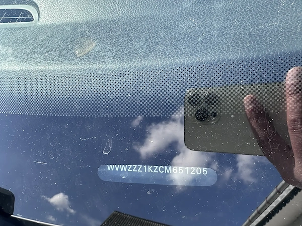 VOLKSWAGEN Golf 2012 — imagine 10