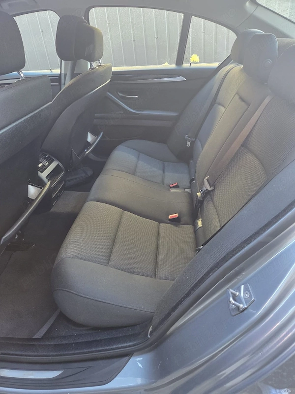 BMW 5 Series 2010 — imagine 8