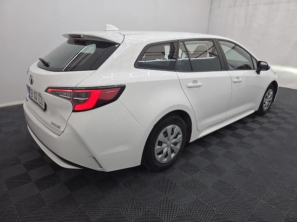 TOYOTA Corolla 2022 — imagine 2