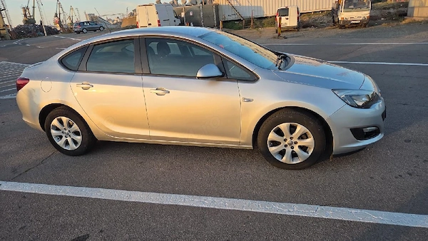 OPEL Astra 2019 — imagine 2