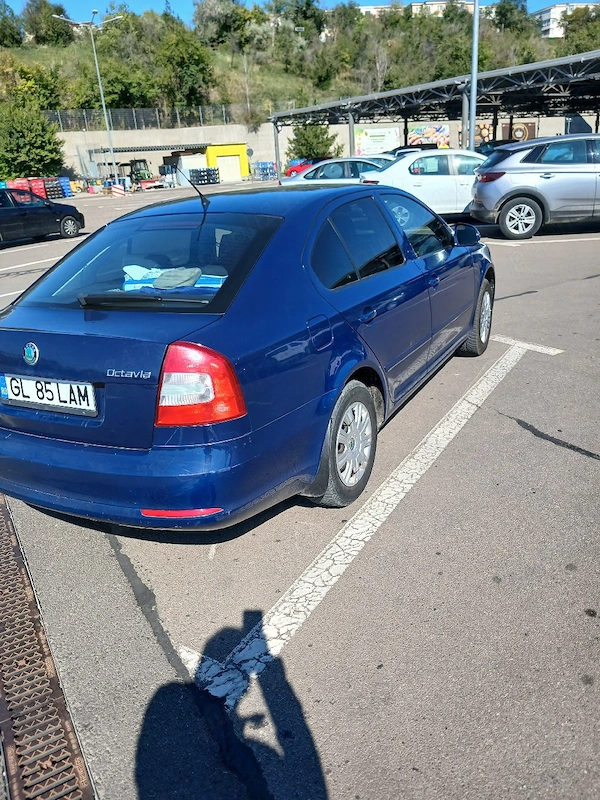 SKODA Octavia 2012 — imagine 4