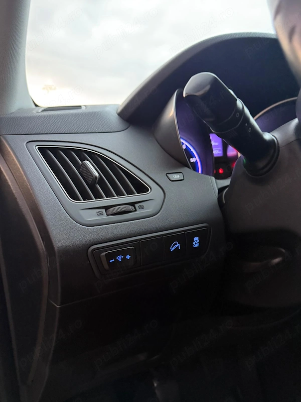 HYUNDAI ix35 2011 — imagine 7