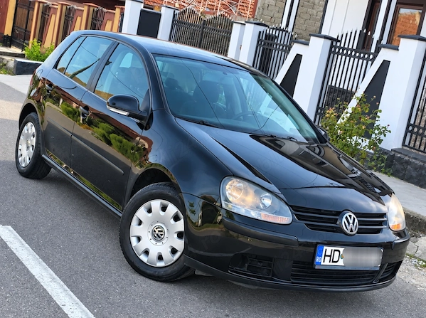 Wolkswagen golf 5 ireproșabil 2005 merita văzută