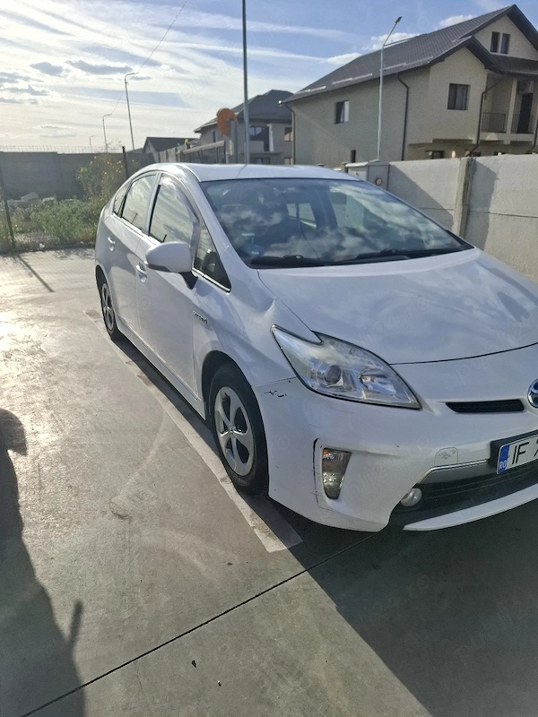 TOYOTA Prius 2014 — imagine 3