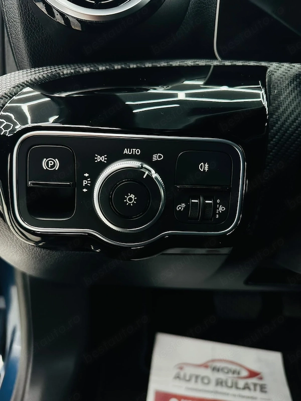 MERCEDES-BENZ A-Class 2020 — imagine 12