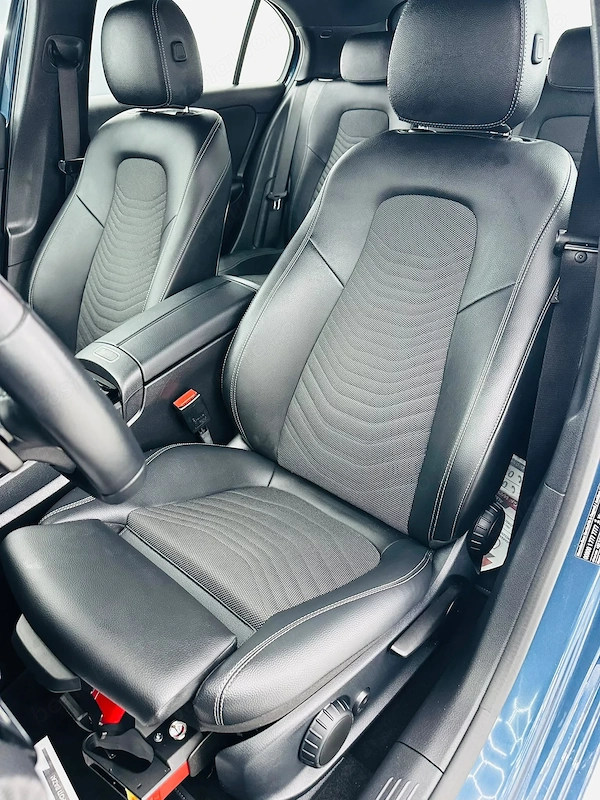 MERCEDES-BENZ A-Class 2020 — imagine 16