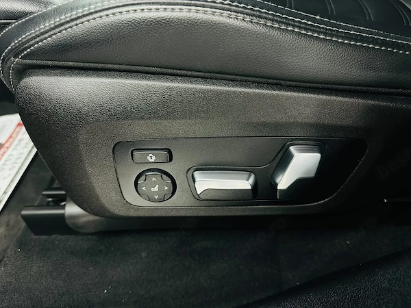 BMW X Series (Generic) 2019 — imagine 12