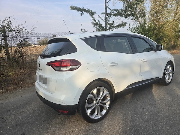 RENAULT Scenic 2017 — imagine 4