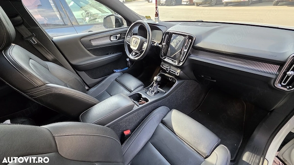 VOLVO XC40 2019 — imagine 5