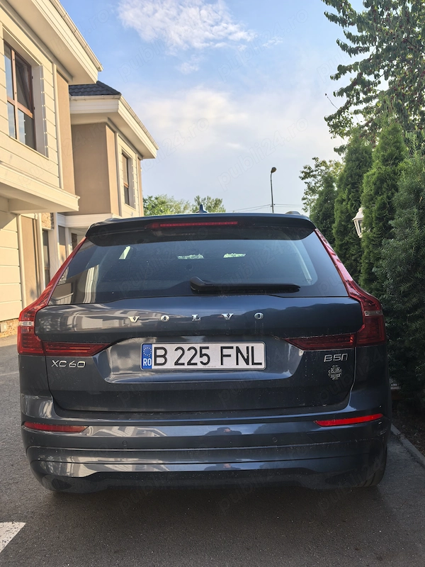 VOLVO XC60 2024 — imagine 2