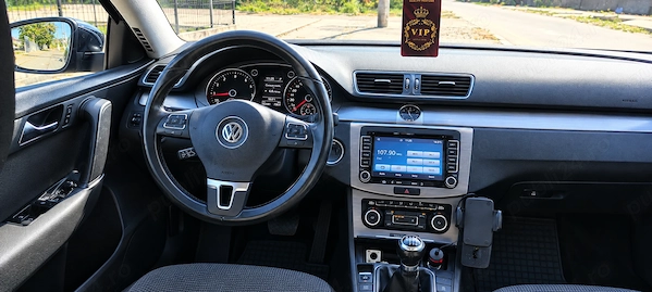 VOLKSWAGEN Passat 2011 — imagine 6