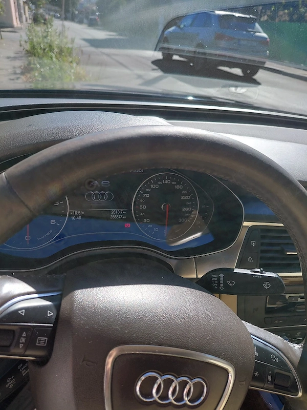 AUDI A6 2012 — imagine 2