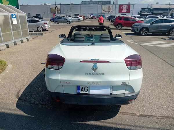 RENAULT Megane 2015 — imagine 3