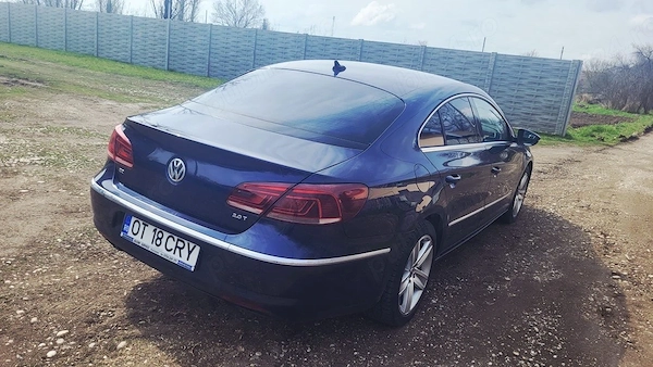 VOLKSWAGEN Passat CC