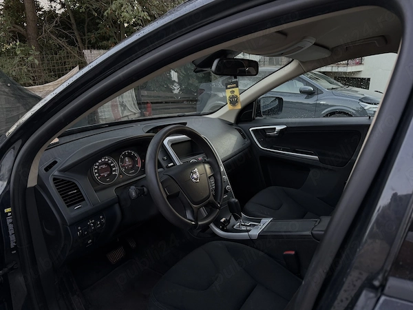 VOLVO XC60 2009 — imagine 5