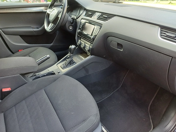 SKODA Octavia 2015 — imagine 8