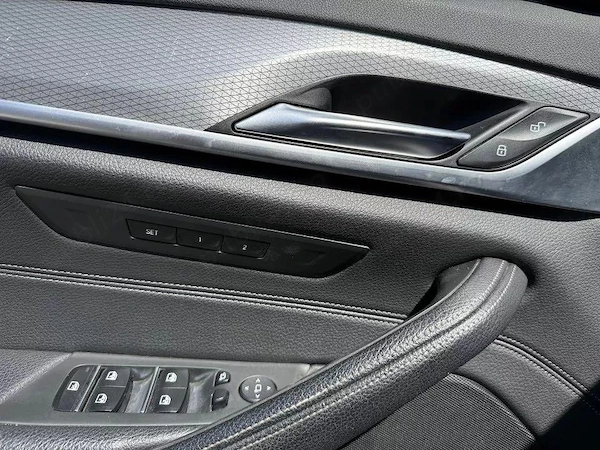 BMW 5 Series 2019 — imagine 7