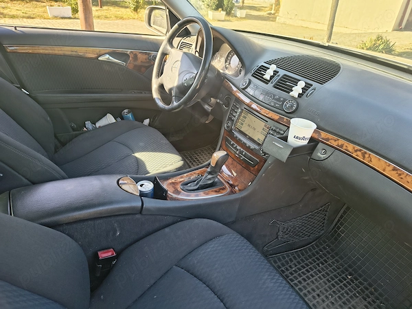 MERCEDES-BENZ E-Class 2004 — imagine 4