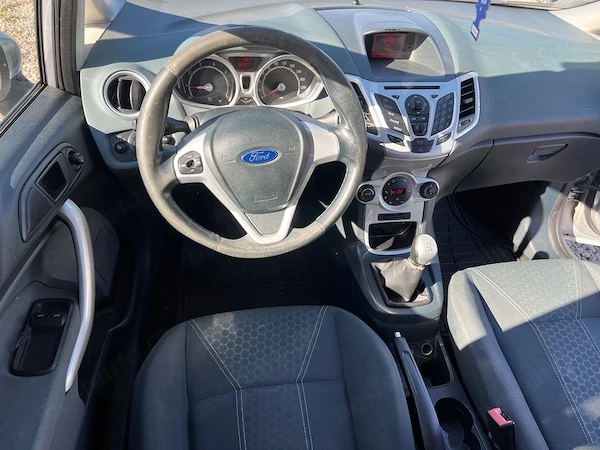 FORD Fiesta 2011 — imagine 7