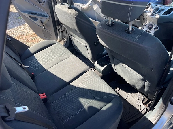 FORD Fiesta 2011 — imagine 19