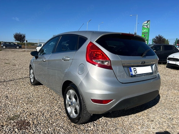 FORD Fiesta 2011 — imagine 15