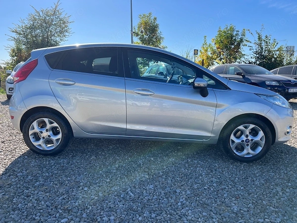 FORD Fiesta 2011 — imagine 13