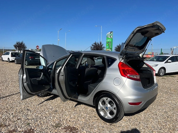 FORD Fiesta 2011 — imagine 10