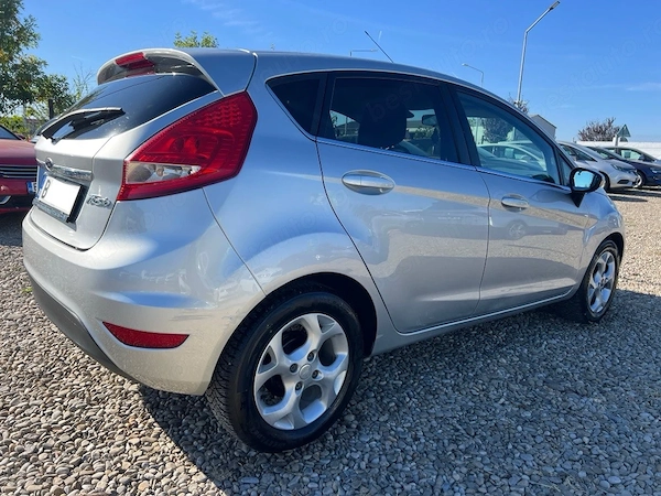 FORD Fiesta 2011 — imagine 2