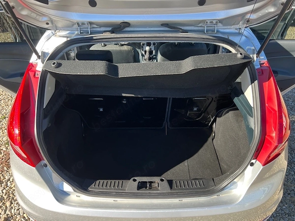 FORD Fiesta 2011 — imagine 18