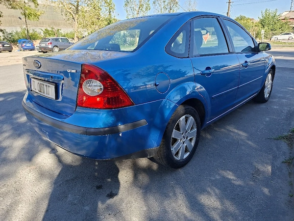 FORD Focus 2005 — imagine 6