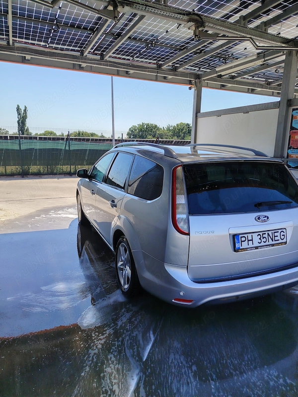FORD Focus 2010 — imagine 4