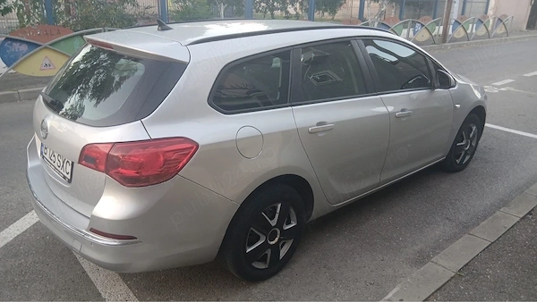 OPEL Astra 2013 — imagine 5