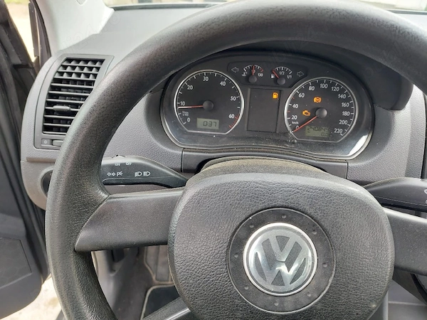 VOLKSWAGEN Polo 2005 — imagine 5